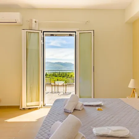 The Leaf House - Kefalonia * ليكسوري